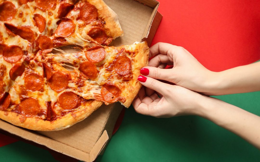 FREE PIZZA – BIG List of Restaurants That Will Give You FREE PIZZA!