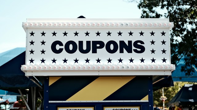 7 Amazing Ways to Get FREE Coupons and Save TONS of Money!