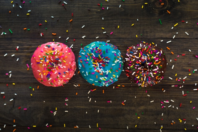 🍩 NATIONAL DONUT DAY 🍩 FREE Donuts! June 7! 🍩