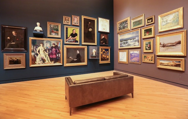 Where to Find FREE Artwork to Decorate Your Home